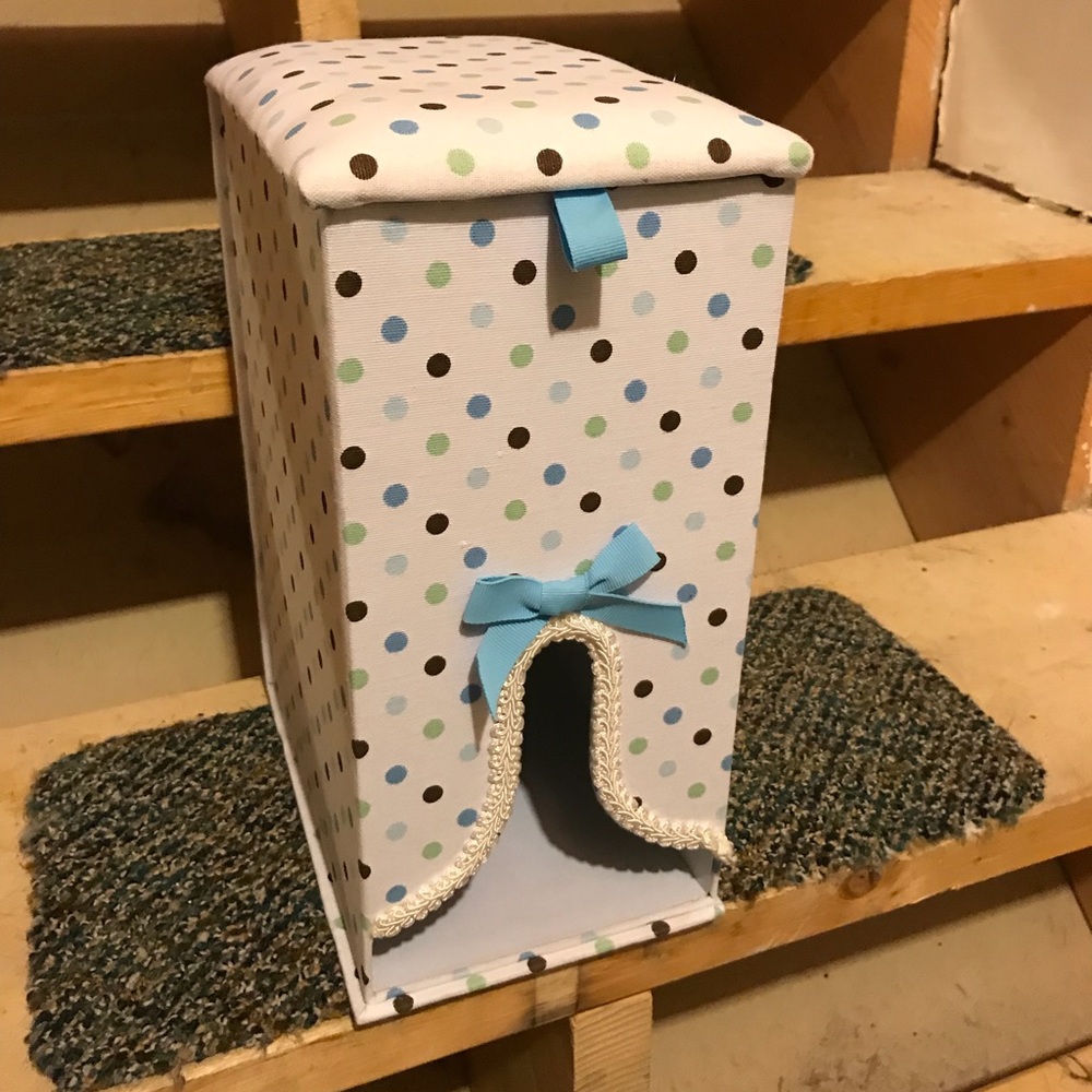 Diaper dispenser